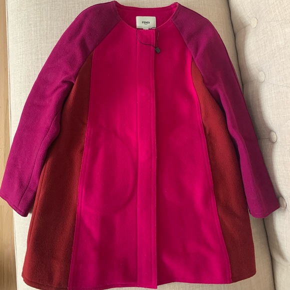 Authentic Fendi girl goat wool cashmere pink sz 4-5yo - Picture 14 of 15